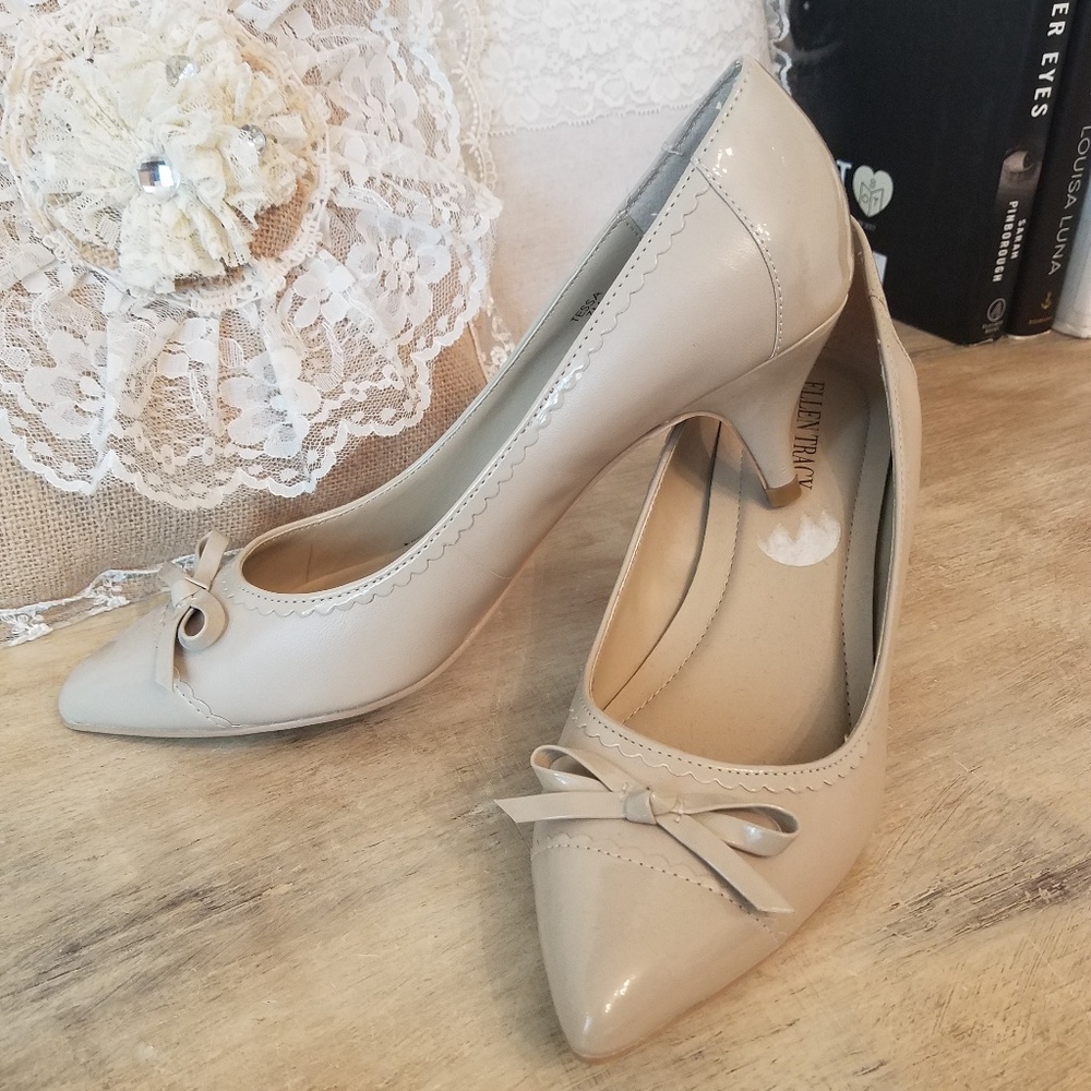Kitten heels